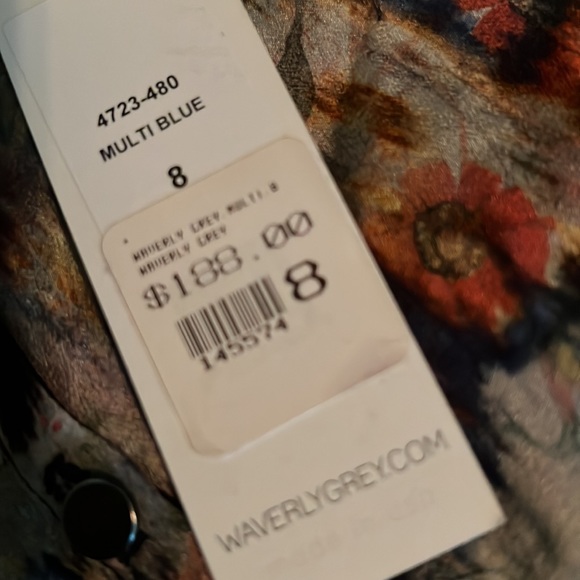 waverly grey liberant 100% silk blouse women’s sz 8 abstract multi blue NWT - Picture 14 of 14